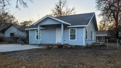 1207 Wayne St, Fort Worth, TX, 76117-6247 | Card Image