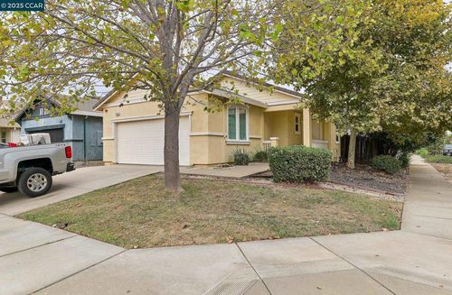 25964 Clover St, Esparto, CA, 95627-2053 | Card Image