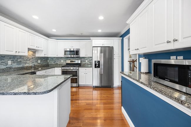 UNIT-28 - 22 Highland Rd, Condo with 3 bedrooms, 3 bathrooms and 2 parking in Raynham MA | Image 11