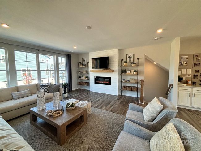 4339 Reed Creek Dr, Townhouse with 4 bedrooms, 4 bathrooms and null parking in Sherrills Ford NC | Image 5