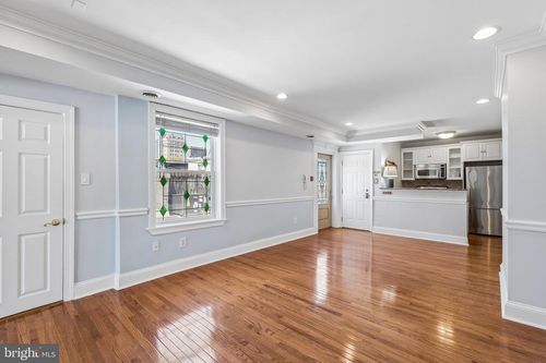 7-1730 Pine St, PHILADELPHIA, PA, 19103-6783 | Card Image