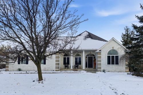 5519 Manhattan Dr, Lorain, OH, 44053-1865 | Card Image