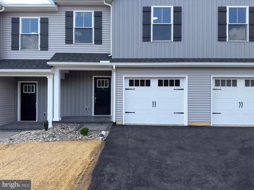 unit-2-70 Diller Ave, NEW HOLLAND, PA, 17557-1616 | Card Image