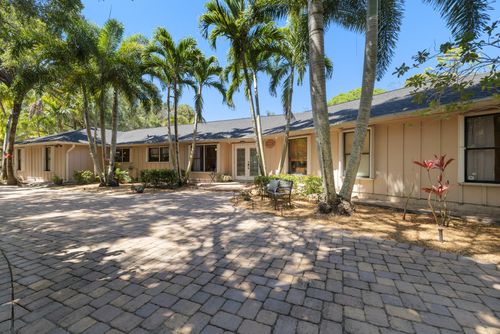 8515 Thousand Pines Cir, West Palm Beach, FL, 33411-1903 | Card Image