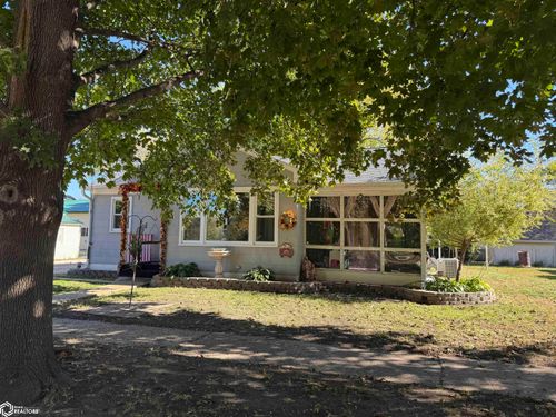 403 2nd St, Livermore, IA, 50558-5000 | Card Image