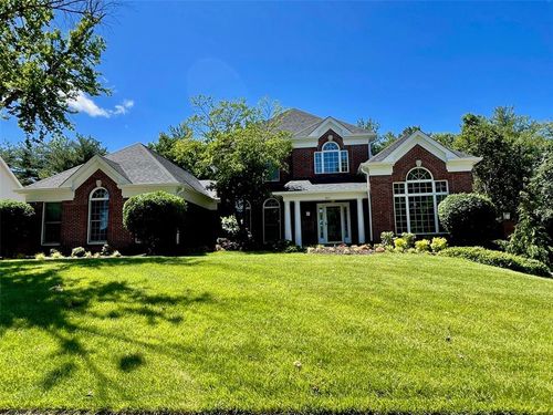 2611 Rycroft Ct, Chesterfield, MO, 63017-7108 | Card Image
