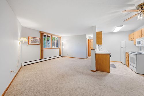 101-9141 Highway 55, Golden Valley, MN, 55427-4739 | Card Image