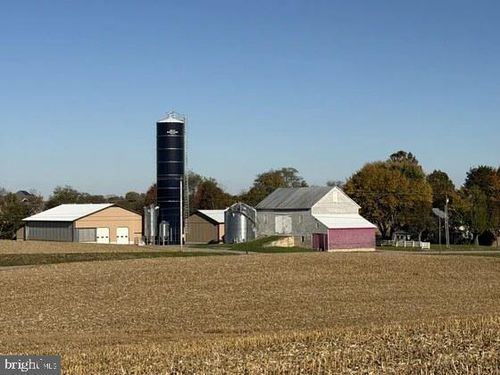 1566 York Rd, CARLISLE, PA, 17015-9237 | Card Image