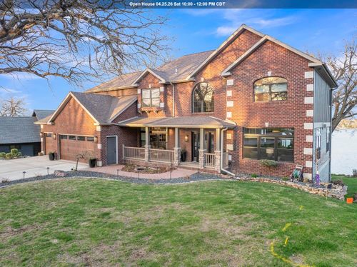 2221 Francis Sites Dr, Spirit Lake, IA, 51360-1885 | Card Image