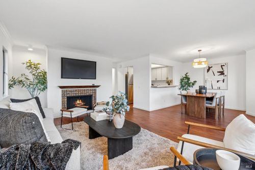 65 Scottsdale Way, Novato, CA, 94947 | Card Image