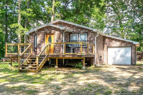 49515 County Road 388, Grand Junction, MI, 49056-9786 | Card Image