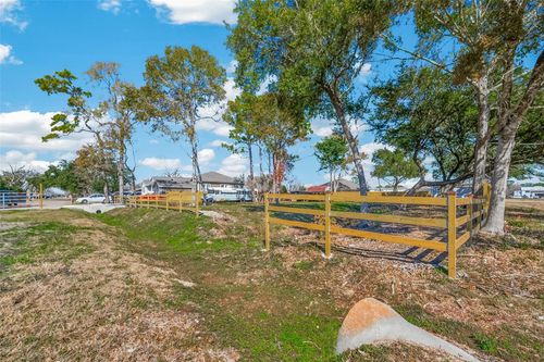 3395 Avenue G, Dickinson, TX, 77539-4909 | Card Image