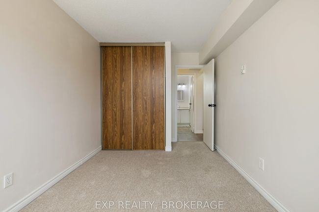 212 - 573 Armstrong Rd, Condo with 2 bedrooms, 1 bathrooms and 1 parking in Kingston ON | Image 16