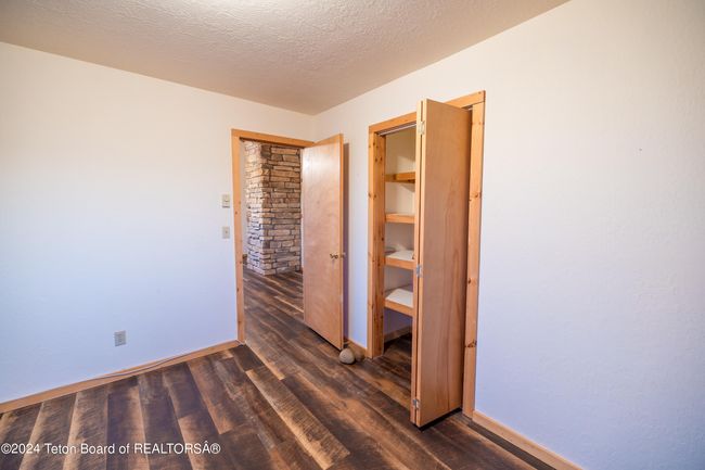 5 Black Bear Rd, House other with 5 bedrooms, 2 bathrooms and null parking in Pinedale WY | Image 51