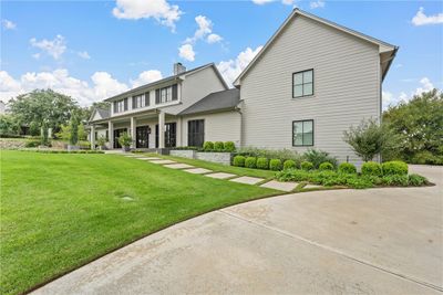 17041 Star Canyon Drive, House other with 3 bedrooms, 3 bathrooms and 2 parking in Woodway TX | Image 2