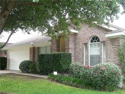 8102 Lerwick Ln, Round Rock, TX, 78681-5304 | Card Image