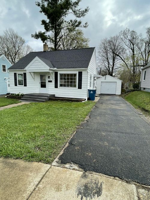 136 Wiltshire Avenue, Battle Creek, MI, 49015 | Card Image
