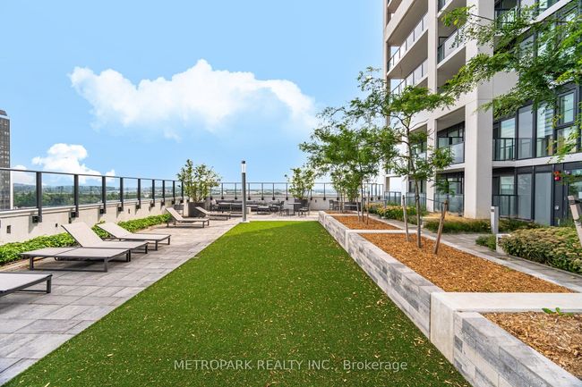PH215 - 9000 Jane St, Condo with 2 bedrooms, 3 bathrooms and null parking in Concord ON | Image 34