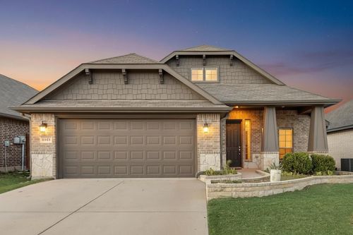 6345 Red Cliff Dr, Fort Worth, TX, 76179-7651 | Card Image