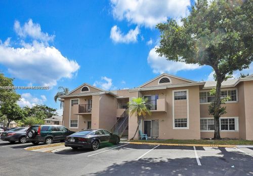18a-2361 Nw 96th Ter, Pembroke Pines, FL, 33024-3044 | Card Image