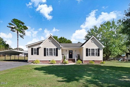 102 Pine Tree Ln, Four Oaks, NC, 27524-9294 | Card Image