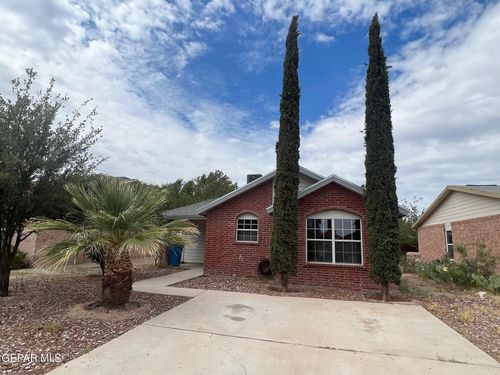 10256 Valle Suave Dr, El Paso, TX, 79927-3928 | Card Image