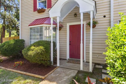 839 Harbor Bend Dr, Brandon, MS, 39047-6026 | Card Image