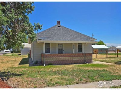 706 S Colorado Avenue, House other with 2 bedrooms, 1 bathrooms and 4 parking in Haxtun CO | Image 2