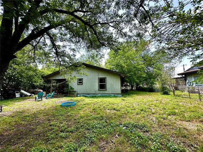 View of yard | Image 6