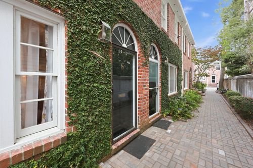 a3-12 George St, Charleston, SC, 29401-1522 | Card Image