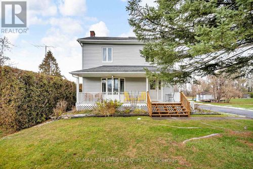 {{alt}} | Card Image