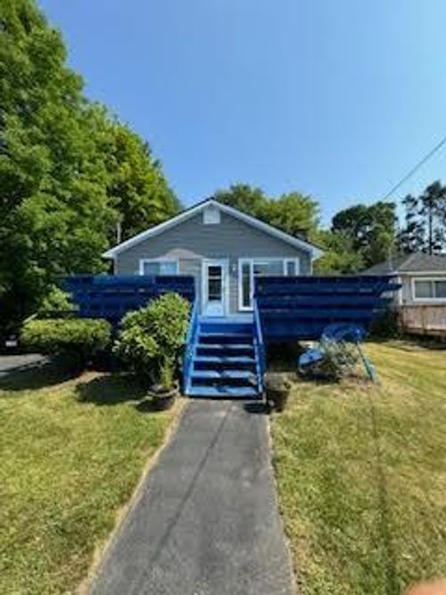 9 Decker St, South Fallsburg, NY, 12779-5108 | Card Image