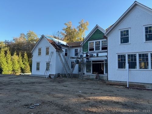 3 Tanglewood Ln, Westport, CT, 06880-2320 | Card Image