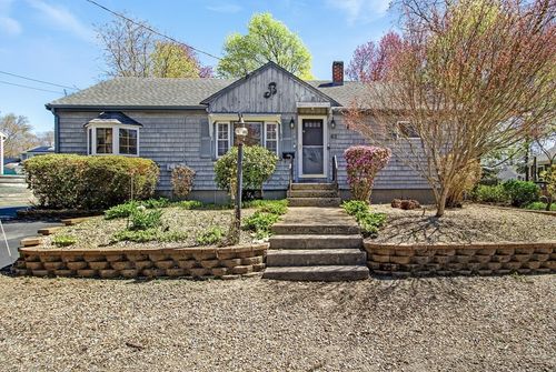 42 Allen St, Abington, MA, 02351-2302 | Card Image