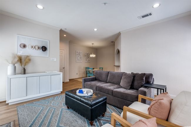 UNIT-3 - 4102 Buena Vista St, Condo with 2 bedrooms, 2 bathrooms and null parking in Dallas TX | Image 8