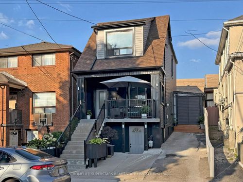 257 Prescott Ave, Toronto, ON, M6N3G9 | Card Image