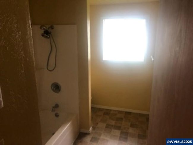 714 Dalke St E, House other with 3 bedrooms, 2 bathrooms and null parking in Monmouth OR | Image 8