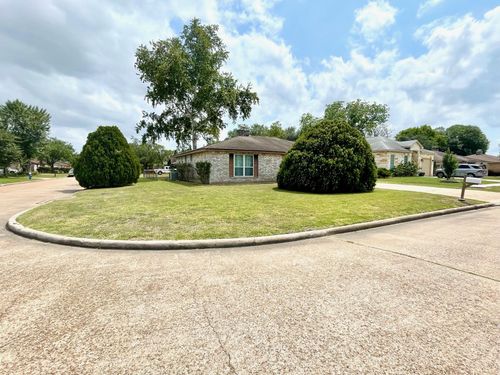 13011 Harwin Dr, Houston, TX, 77072-1019 | Card Image