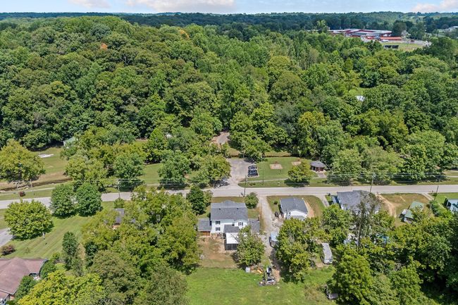 411 E Main St, House other with 6 bedrooms, 3 bathrooms and null parking in Red Boiling Springs TN | Image 7