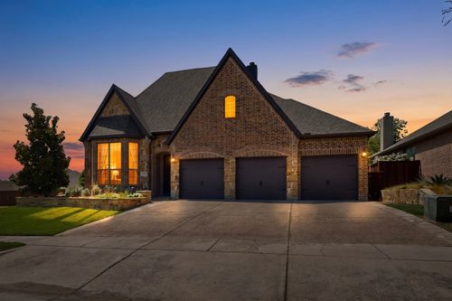 110 Highwood Ave, Oak Point, TX, 75068-3040 | Card Image