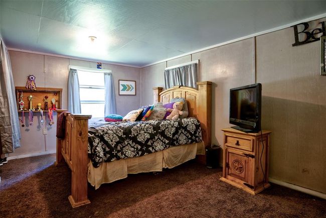 567 S Caney Loop, Home with 4 bedrooms, 2 bathrooms and 2 parking in Chester TX | Image 24