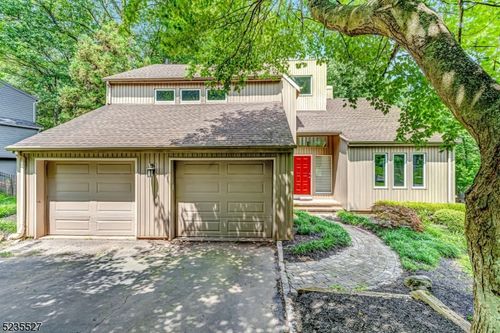 33 Highmount Ave, Warren, NJ, 07059-5435 | Card Image