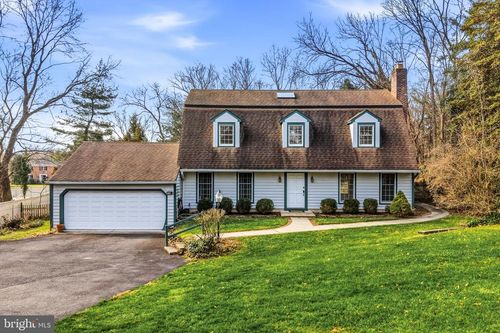 104 Mount Laurel Rd, Moorestown, NJ, 08057-2826 | Card Image