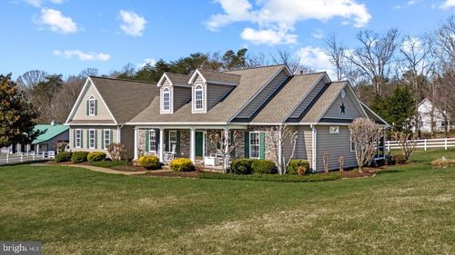 8032 Meadowland Dr, LOCUST GROVE, VA, 22508-2935 | Card Image