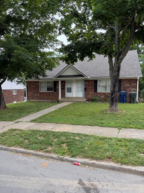 1108 Centre Pkwy, Lexington, KY, 40517 | Card Image