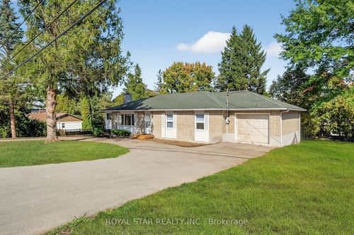 10 Delong Dr, Gloucester, ON, K1J7E6 | Card Image