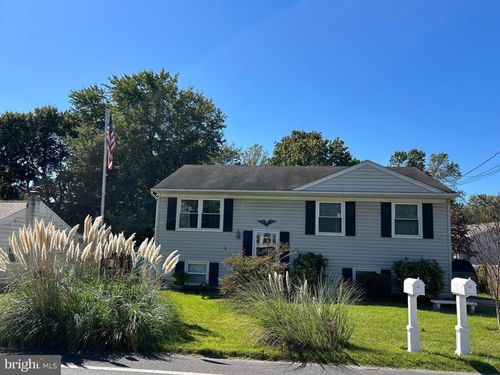 7842 Outing Ave, PASADENA, MD, 21122-1469 | Card Image