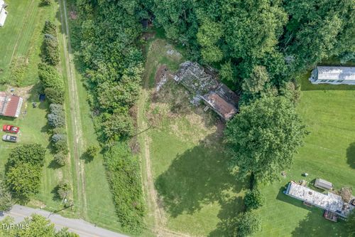 6128 E Carters Valley Rd, Hiltons, VA, 24258-6561 | Card Image