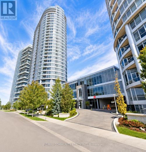 715-181 Village Green Square, Toronto (Agincourt South-Malvern West), ON, M1S0K6 | Card Image