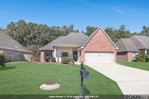 39102 Balmoral Dr, Prairieville, LA, 70769 | Card Image